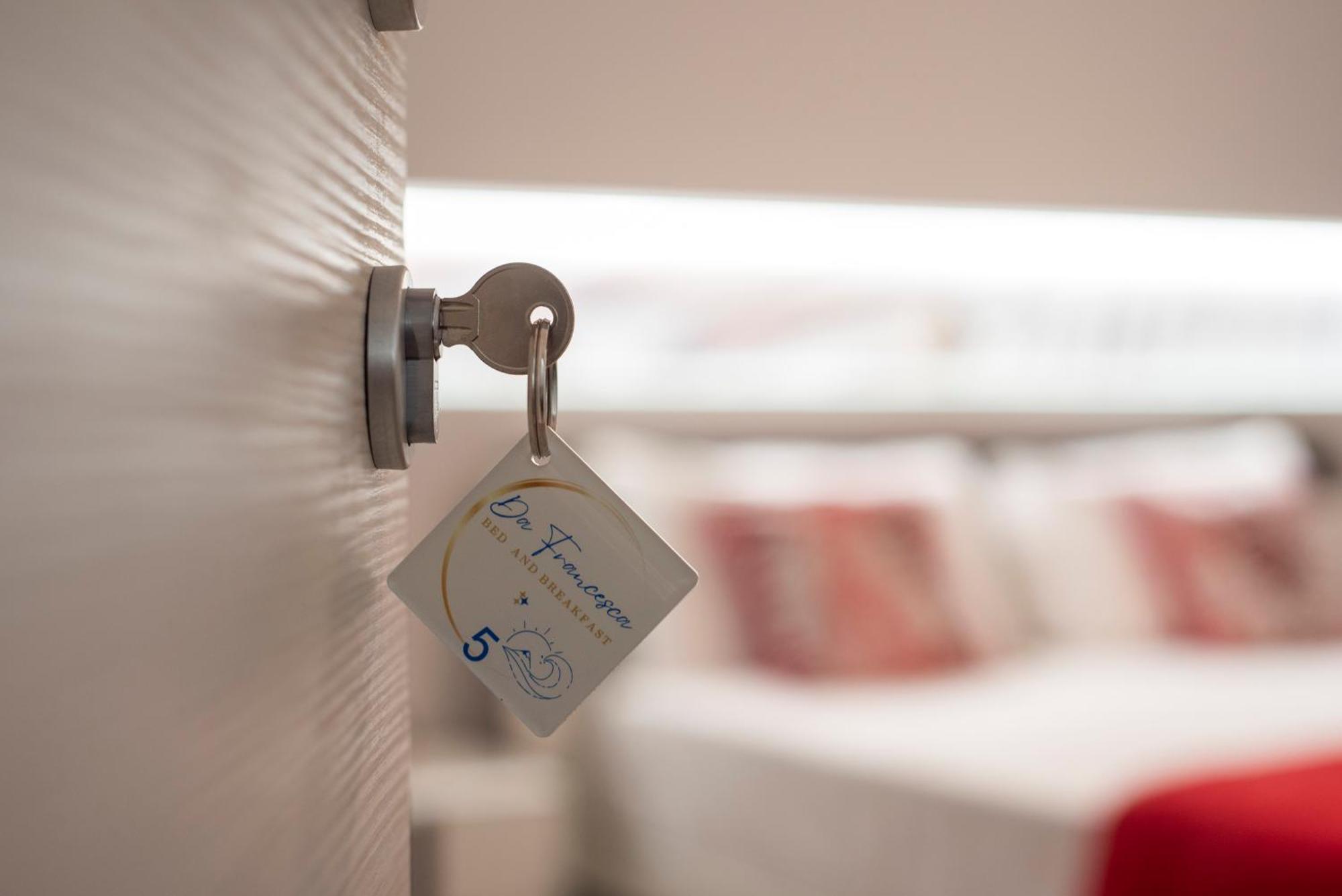 Bed And Breakfast Da Francesca กัสเตลลุซโซ ภายนอก รูปภาพ